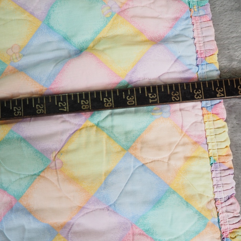 Vintage Carter's Pastel Ruffle Quilt Teddy Bears Honey Bees Blanket Reversible - Picture 6 of 11